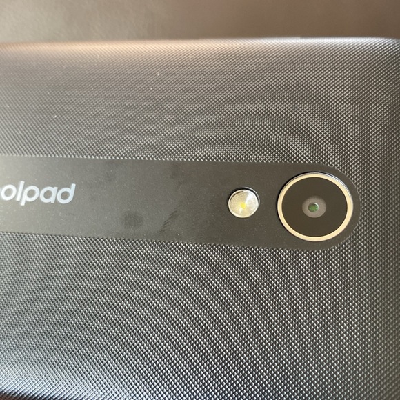 Phone - Picture 13 of 16